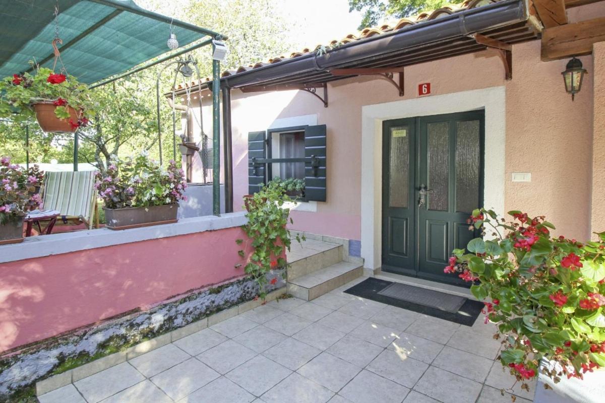 Antica In Jakacici - Haus Fuer 2-3 Personen Villa Gracisce Exterior photo